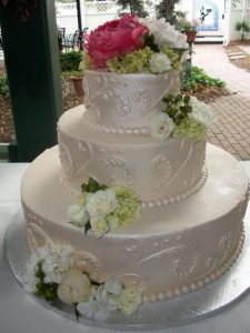 shimmering all white wedding cake