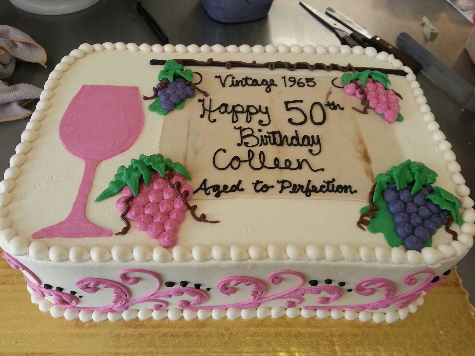 custom made cakes desserts